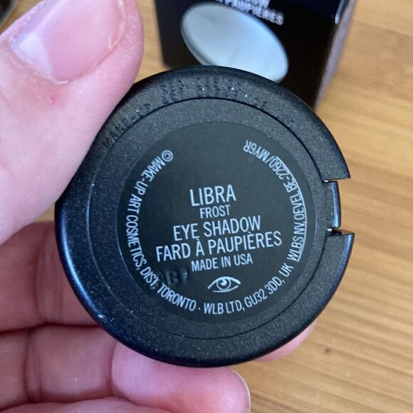 Mac Eye Shadow Frosts-Amber Lights, Steamy, & Libra - Picture 9 of 9